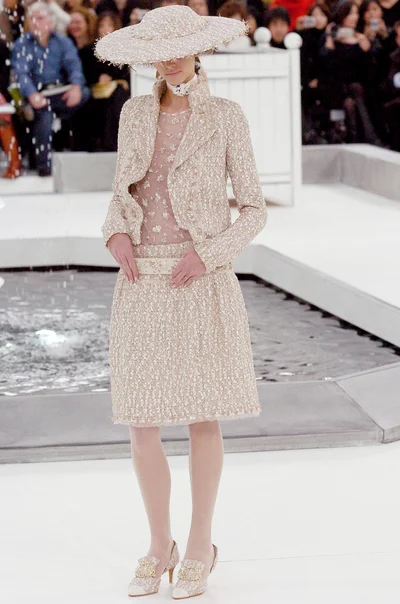 Look 3